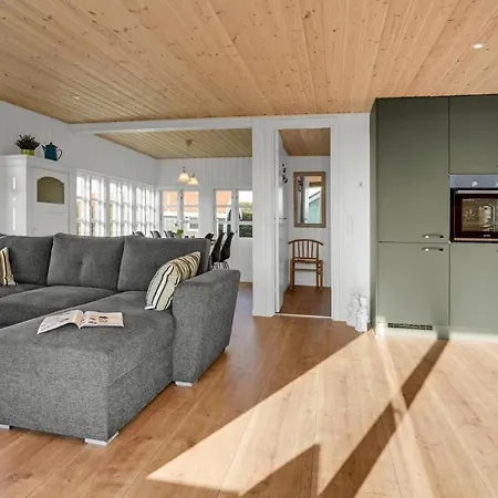 Amazing In Juelsminde With Wifi 別荘 *